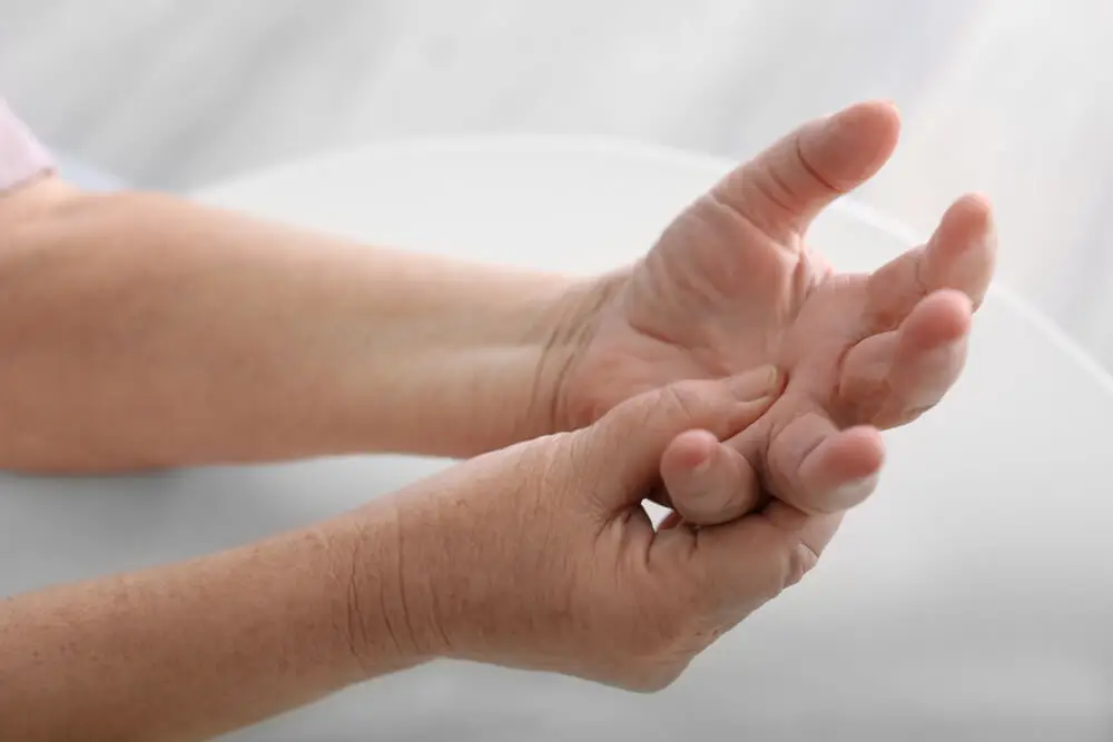 Who is likely to feel pain on the pinky side of their hand? shutterstock 566486749 Who is likely to feel pain on the pinky side of their hand?