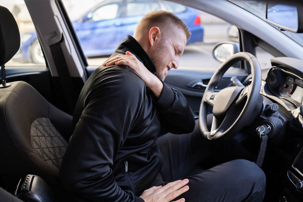 Can a PT clinic help with shoulder injuries from car accidents? shutterstock 1953455398 Can a PT clinic help with shoulder injuries from car accidents?