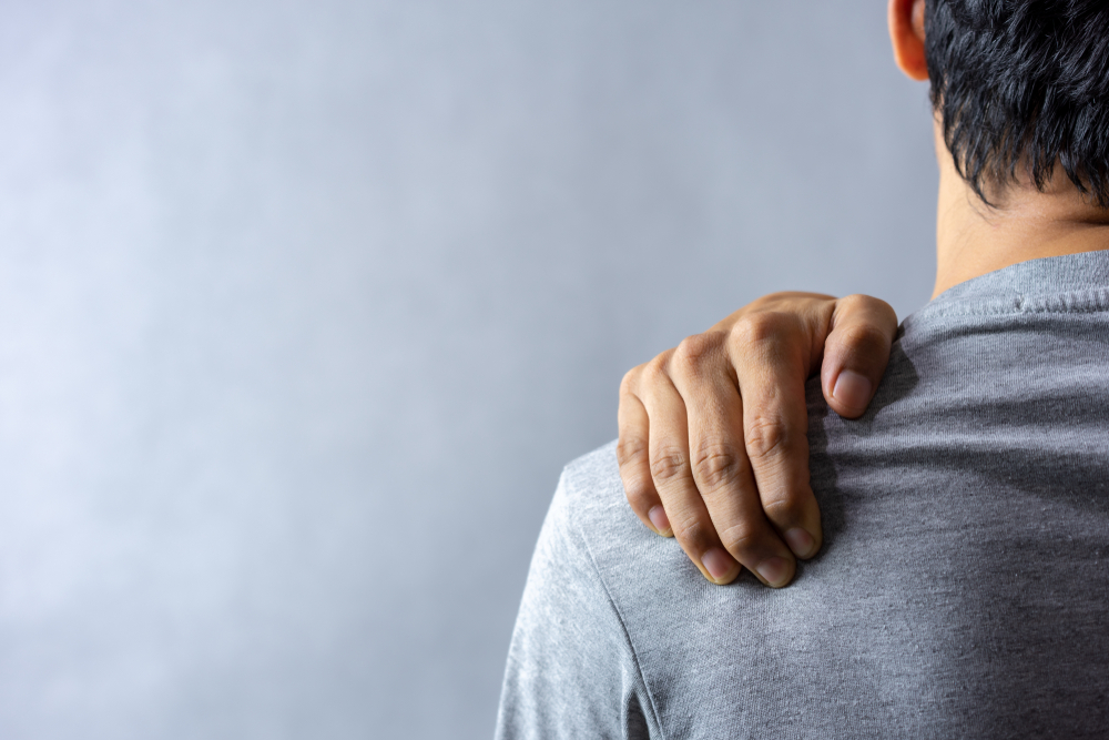 4 sources of posterior shoulder pain and 3 ways PT can treat it