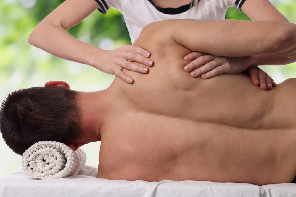 3 ways shoulder blade trigger points can make your job tougher