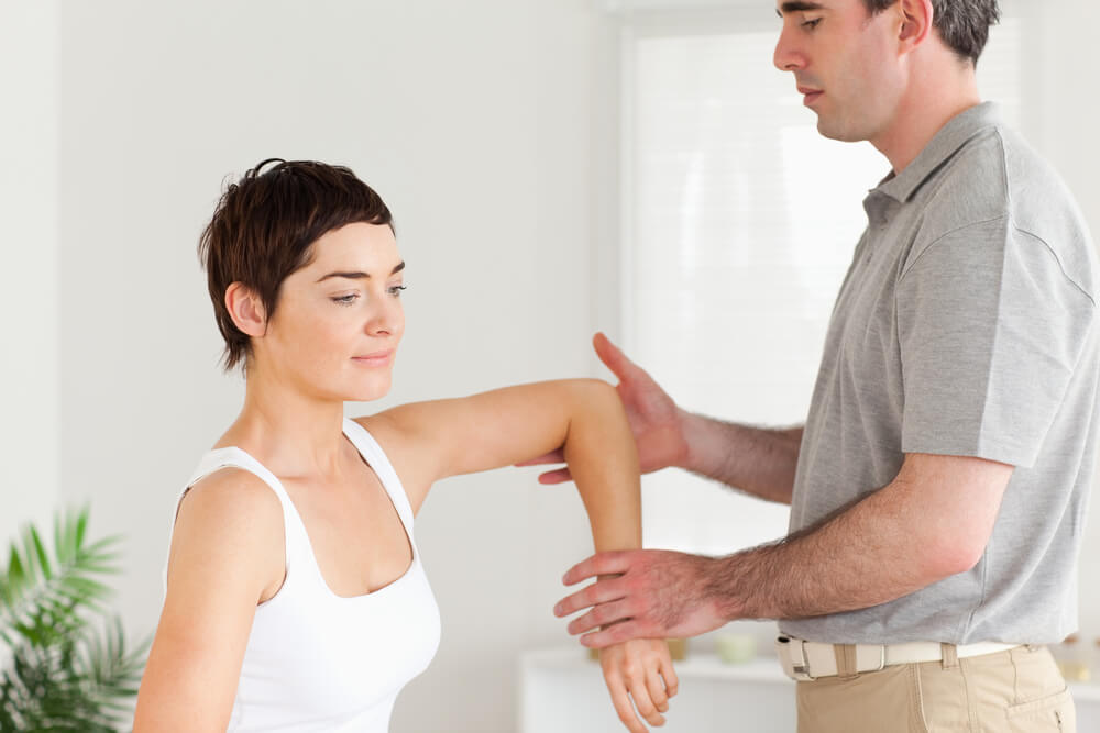 How can PT help with the loss or absence of mobility in a joint? shutterstock 84258115 How can PT help with the loss or absence of mobility in a joint?