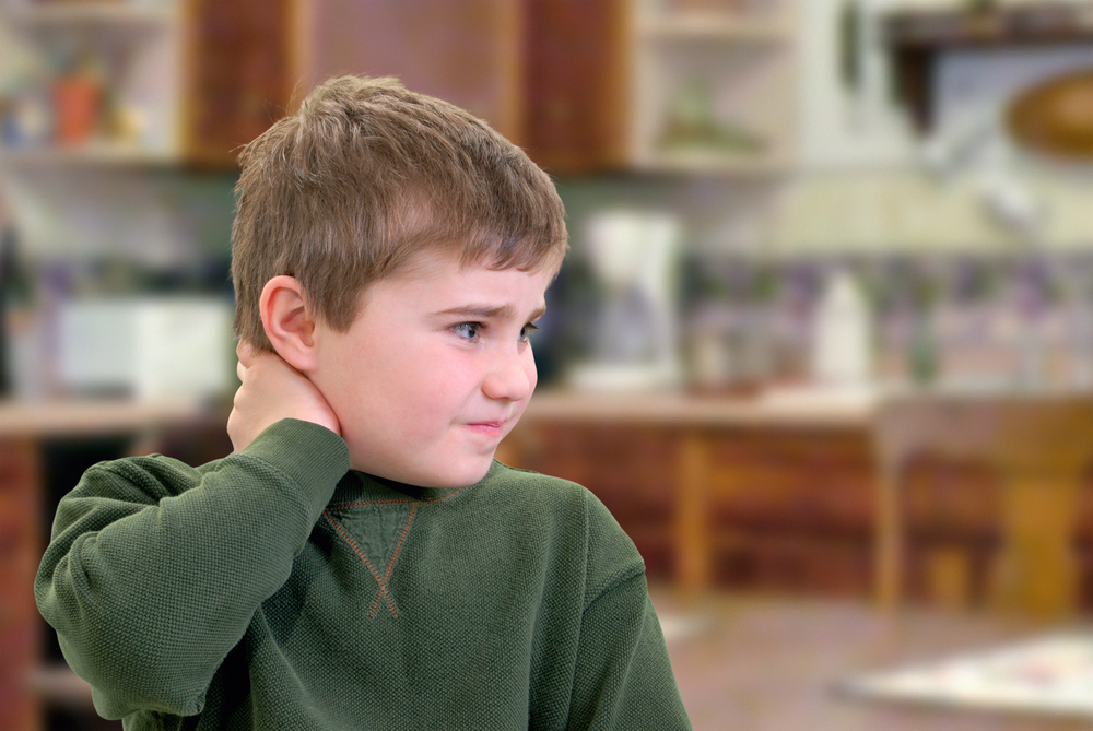 7 common causes of neck pain in children shutterstock 43223941 7 common causes of neck pain in children