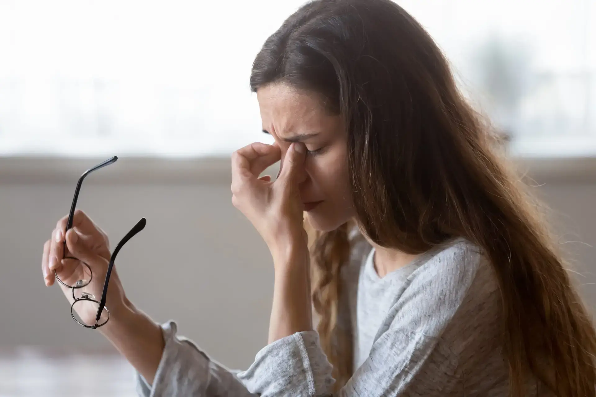 How to Get Rid of Headaches Behind Your Eyes